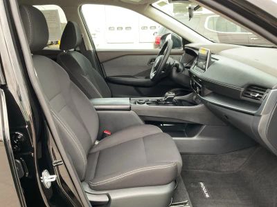 2023 Nissan Rogue — photo 15 view