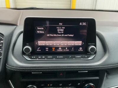 2023 Nissan Rogue — photo 11 view