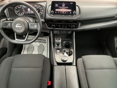 2023 Nissan Rogue — photo 12 view