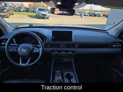 2025 Honda Pilot Touring - Photo 15