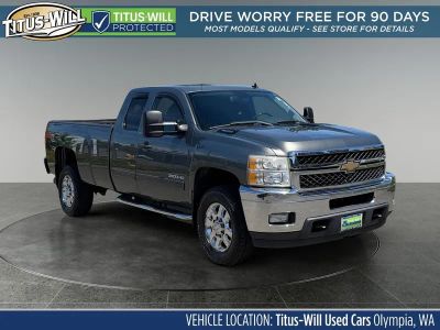2011 Chevrolet Silverado 3500HD LT in Green — front three-quarter view