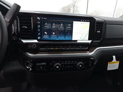 2026 Chevrolet Silverado 1500 — photo 9 view