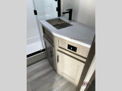2025 Grand Design Influence - Photo 32