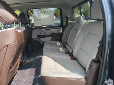 2026 Ram 1500 — photo 14 view