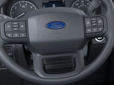 2026 Ford F-150 — photo 12 view