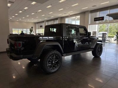 2026 Jeep Gladiator — side profile view