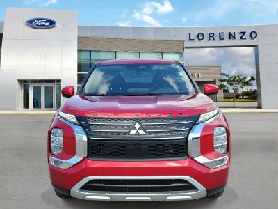 2024 Mitsubishi Outlander — side profile view
