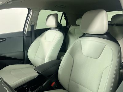 2026 Kia Niro - Photo 14