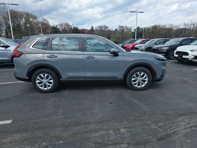 2024 Honda CR-V LX - Photo 10