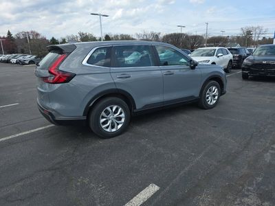 2024 Honda CR-V LX - Photo 9