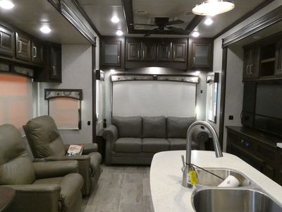 2020 Heartland Bighorn - Photo 5