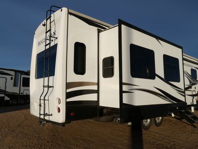 2020 Heartland Bighorn - Photo 4