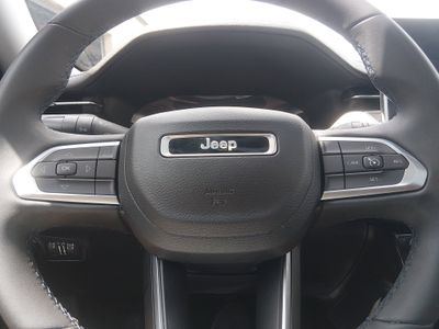 2022 Jeep Compass - Photo 12