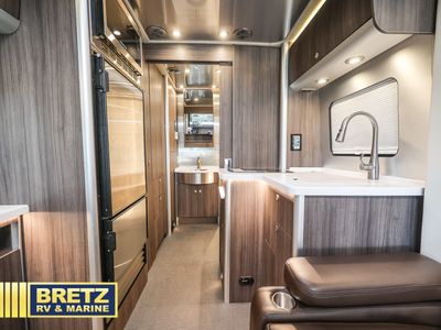 2021 Airstream Atlas - Photo 13