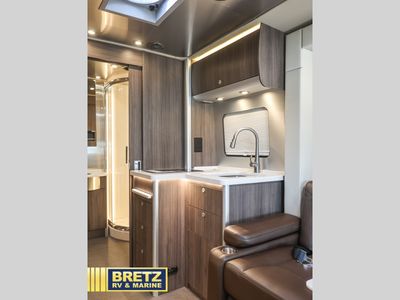 2021 Airstream Atlas - Photo 15
