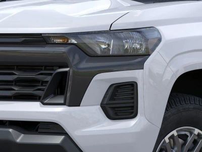 2026 Chevrolet Colorado — photo 10 view