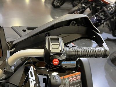 2026 CFMOTO CFORCE 1000 Touring - Photo 10