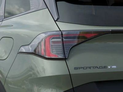 2026 Kia Sportage Plug-In Hybrid — photo 11 view