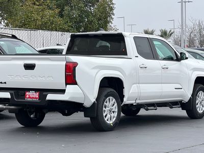 2026 Toyota Tacoma - Photo 2