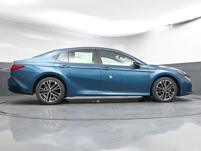 2026 2025 Toyota Camry XLE Sedan — photo 21 view