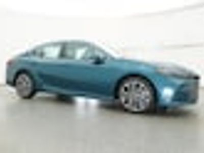 2026 2025 Toyota Camry XLE Sedan — photo 48 view