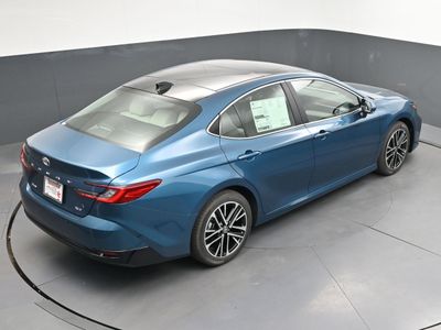 2026 2025 Toyota Camry XLE Sedan — photo 30 view