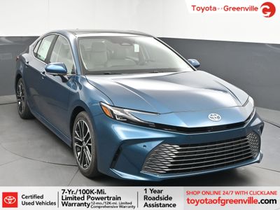 2026 2025 Toyota Camry XLE Sedan — front three-quarter view