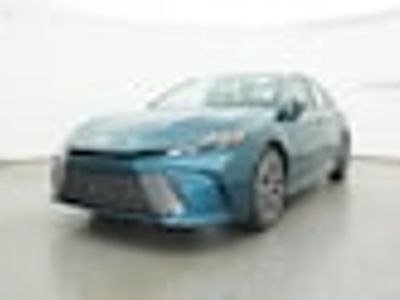 2026 2025 Toyota Camry XLE Sedan — photo 39 view