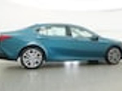 2026 2025 Toyota Camry XLE Sedan — photo 40 view