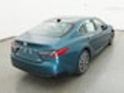2026 2025 Toyota Camry XLE Sedan — photo 64 view