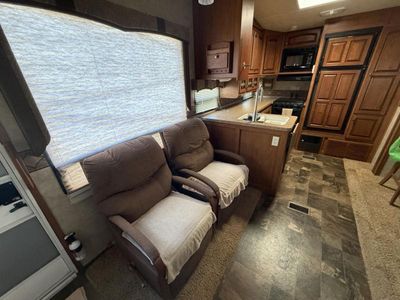 2011 Palomino Sabre - Photo 12