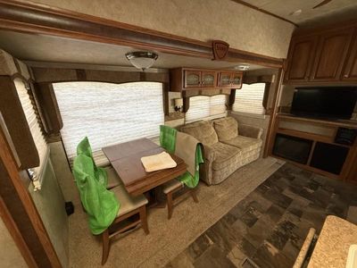 2011 Palomino Sabre - Photo 10