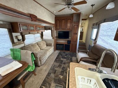 2011 Palomino Sabre - Photo 11