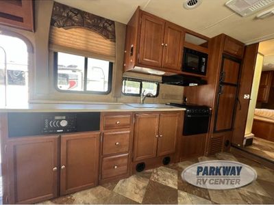 2015 Coachmen RV Leprechaun - Photo 7