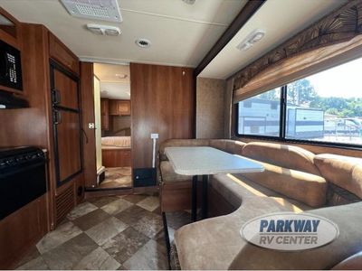 2015 Coachmen RV Leprechaun - Photo 9