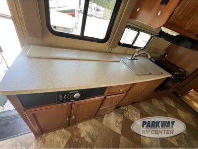 2015 Coachmen RV Leprechaun - Photo 21
