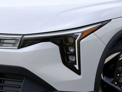 2026 Kia K4 — photo 10 view