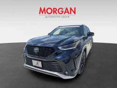 2023 Toyota Highlander — photo 7 view