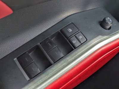 2023 Toyota Highlander — photo 21 view