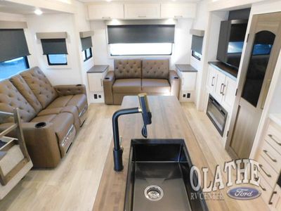2026 Forest River RV Grand Surveyor - Photo 6
