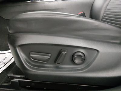 2023 Toyota Camry - Photo 17