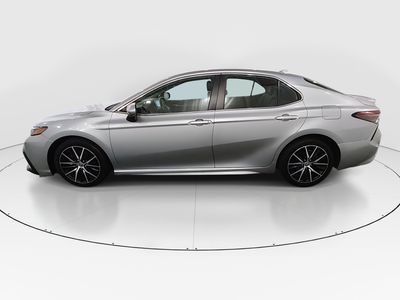 2023 Toyota Camry - Photo 4