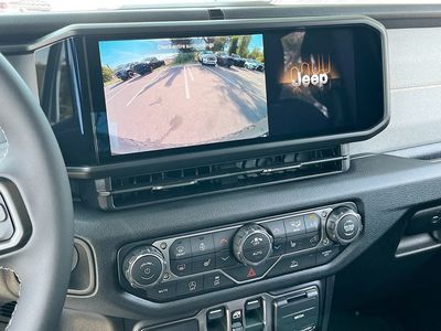 2026 Jeep Wrangler — photo 13 view