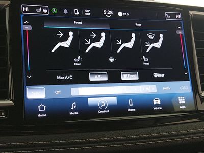 2023 Chrysler Pacifica — photo 17 view