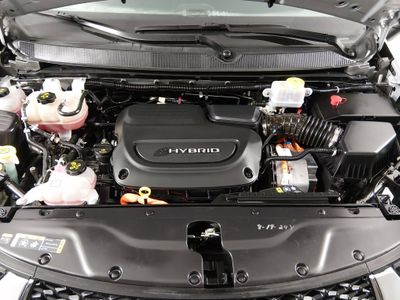 2023 Chrysler Pacifica — photo 9 view