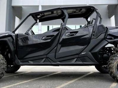 2025 Can-Am Commander MAX XT 700 - Photo 8