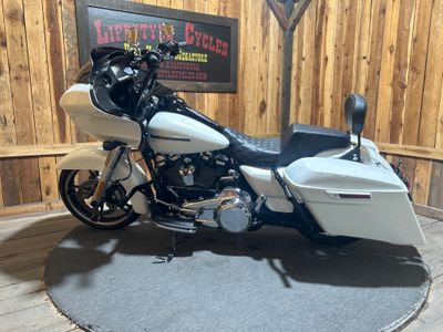 2018 Harley-Davidson Road Glide Special - Photo 4