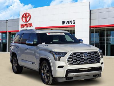 2023 Toyota Sequoia - Photo 2