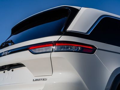 2025 Jeep Grand Cherokee - Photo 13