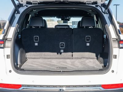 2025 Jeep Grand Cherokee - Photo 14